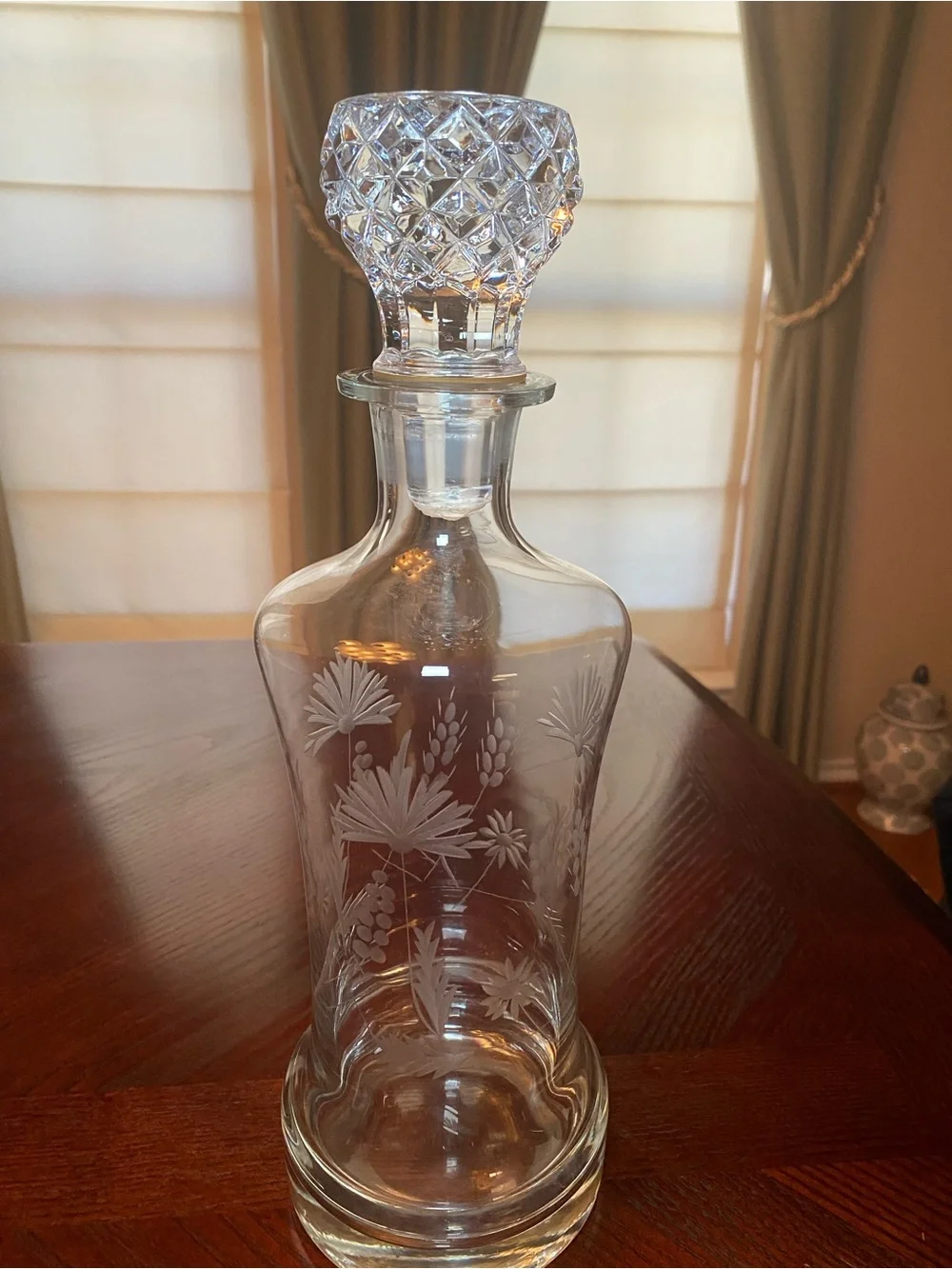 Crystal Etched Glass Decanter with stunning stopper - Clear